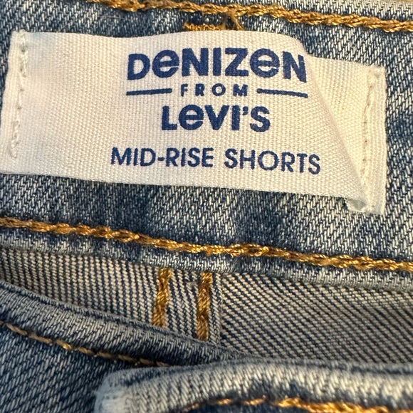 Denizen from Levi’s shorts rolled hem size 10/30 - Picture 2 of 6